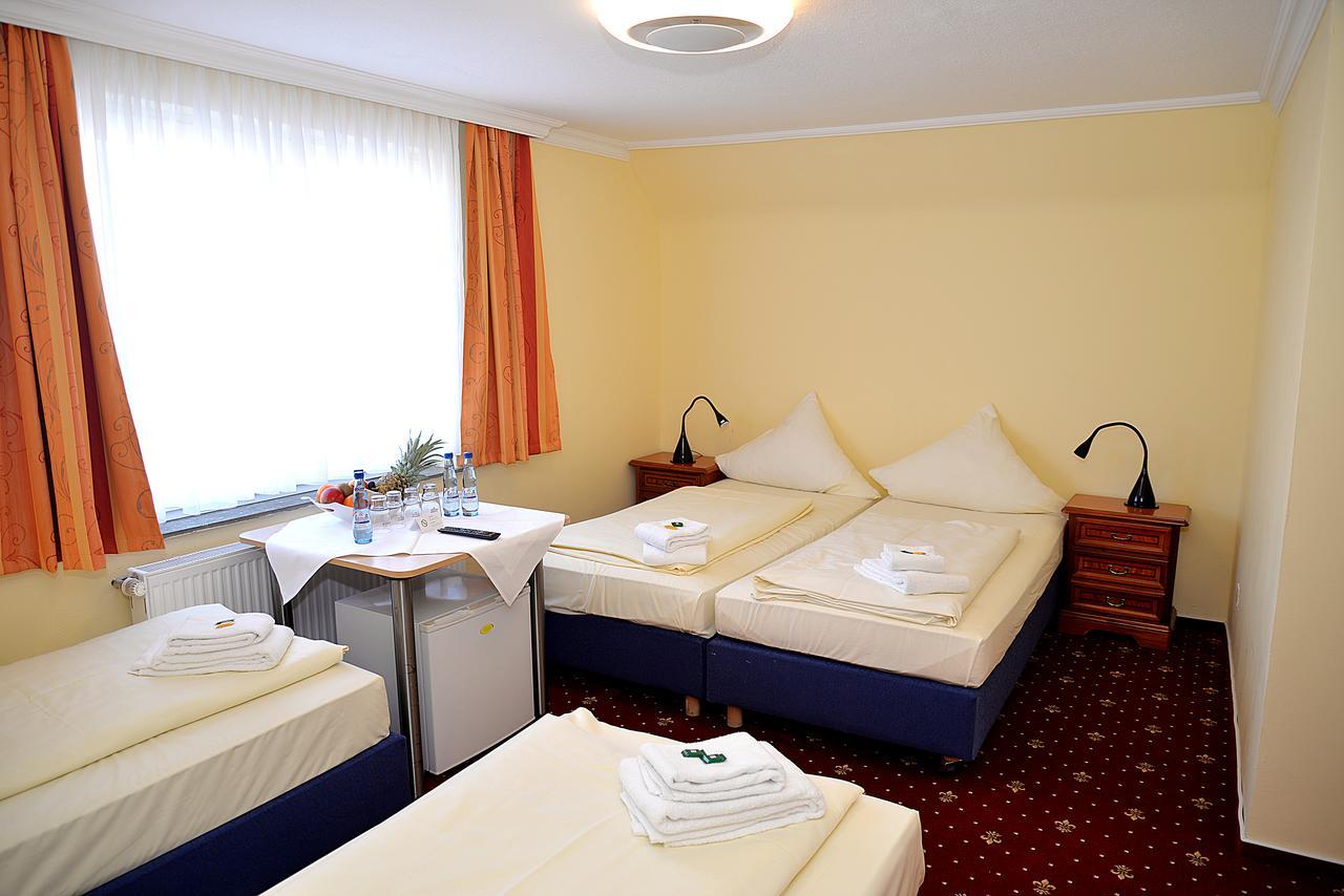 Hotel Neugrabener Hof Hamburg Bagian luar foto